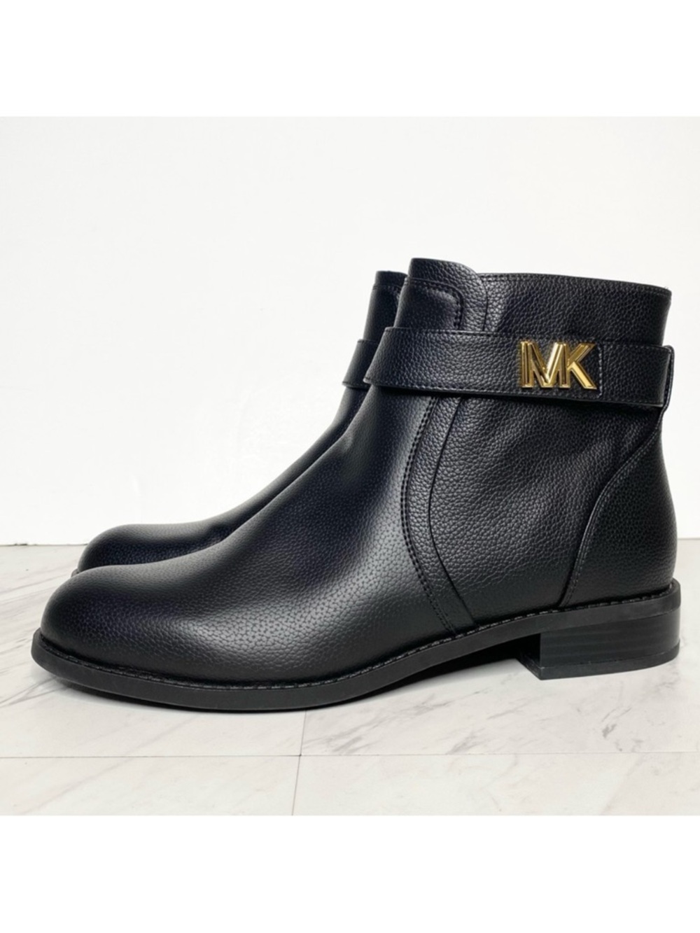 Michael Kors Jilly Black Pebbled Faux Leather Bootie 8 1/2 M
